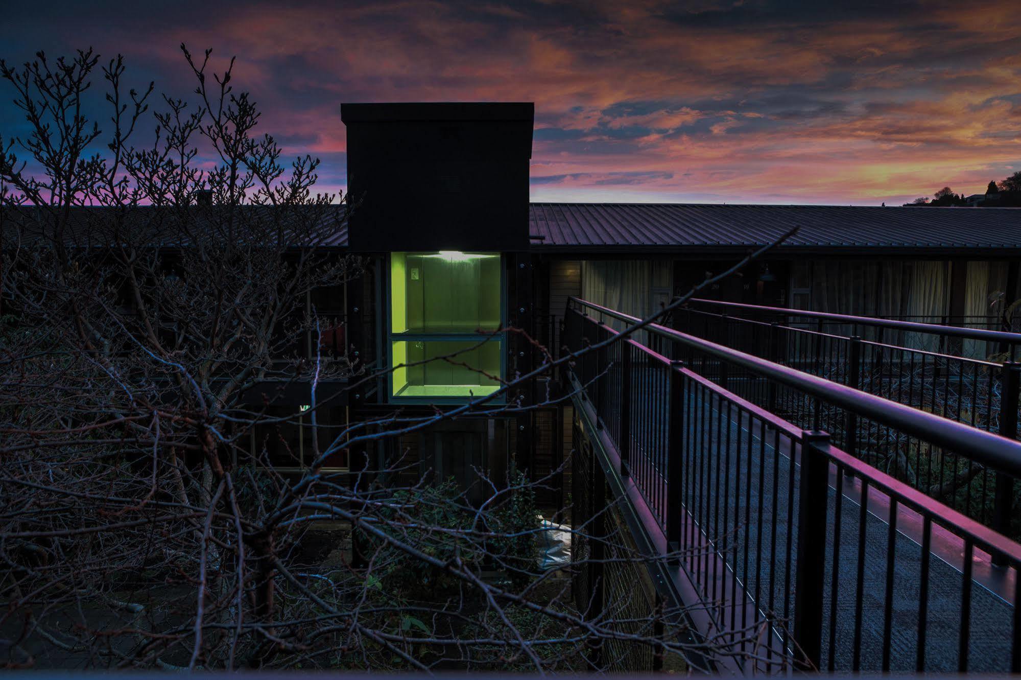 Aurora On George Motel Dunedin Exterior photo