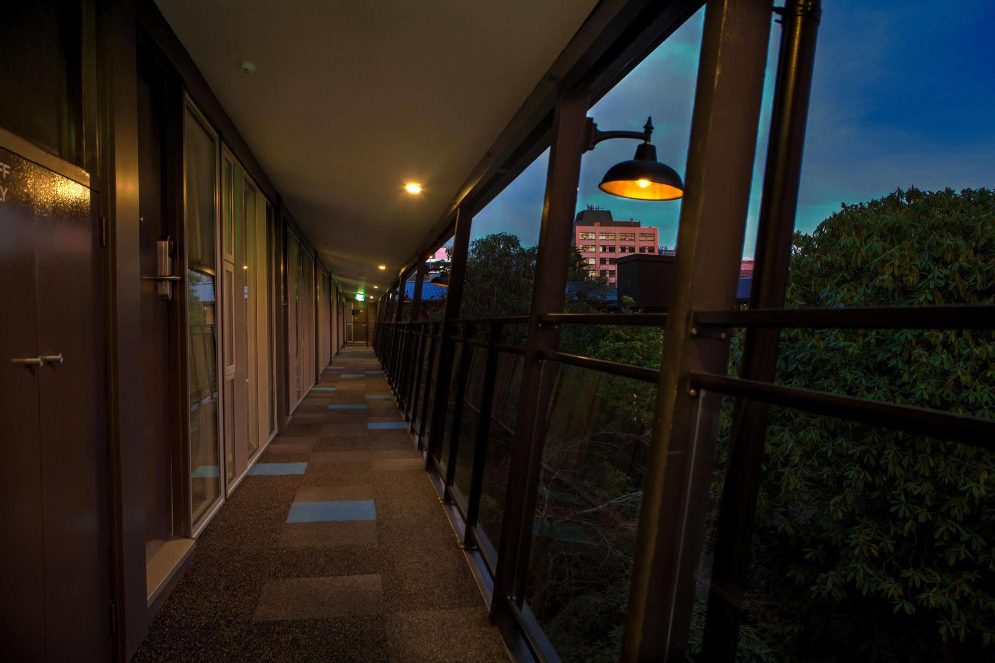 Aurora On George Motel Dunedin Exterior photo