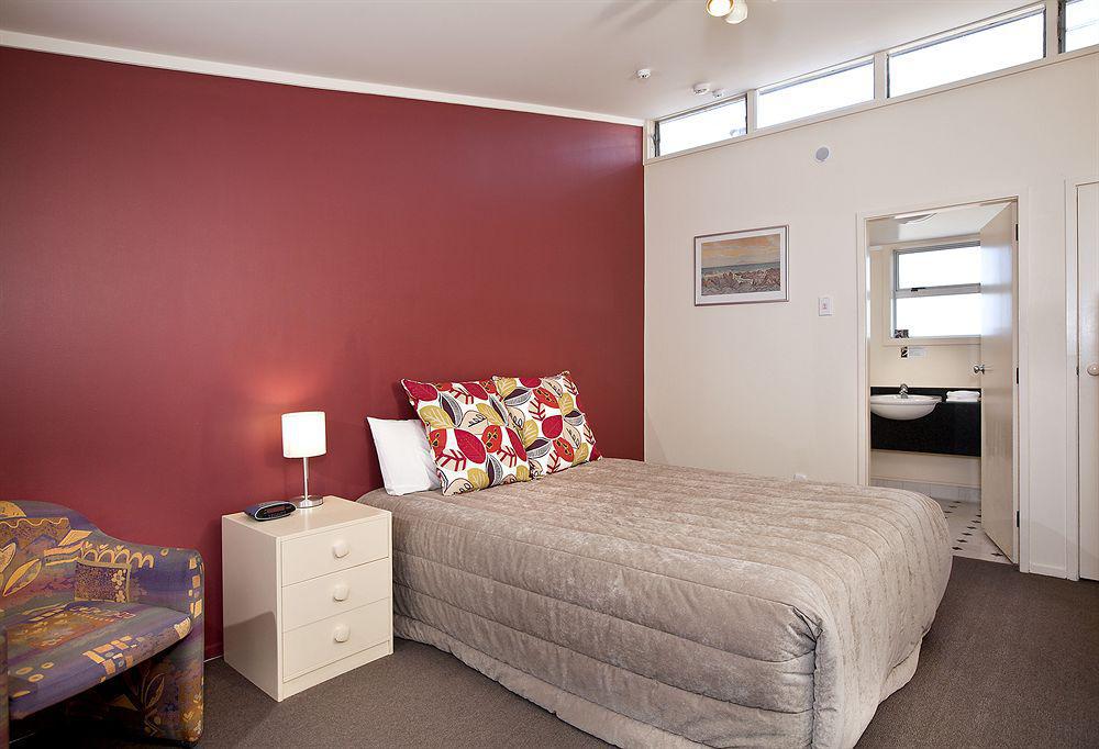 Aurora On George Motel Dunedin Exterior photo